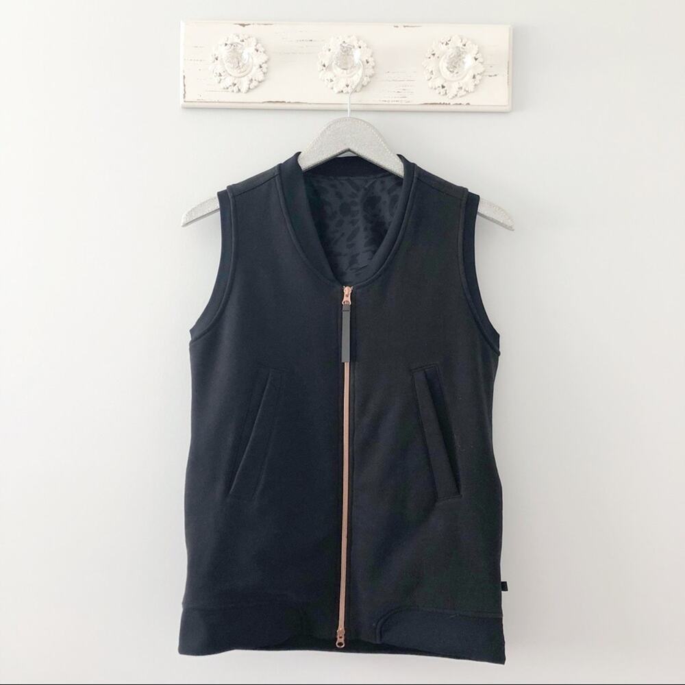 Lululemon Black Departure Vest Rose Gold Zipper